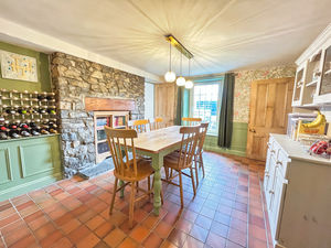 Photo 4- click for photo gallery